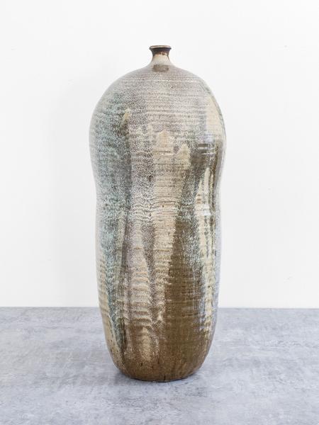 Toshiko Takaezu (1922–2011) Untitled (Tall V...